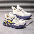 Chaussures de sport pour garçons en bleu et blanc avec semelle antidérapante durable - Gris Bleu Surface en Cuir
