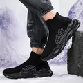 Sneaker a calzino nere invernali calde per la corsa all'aperto e lo sport casual - tutto nero