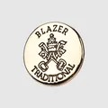 Premium gold metallic blazer button featuring an engraved traditional heraldic crest design - 15.0mm (24L) / Bright Gold