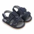 Detaillierte Ansicht dunkelblauer Baby-Sandalen aus Denim mit Streifen-Innensohle - Blau