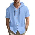 Detalle de camisa de lino azul para hombre con manga corta, capucha y botones frontales - Azul
