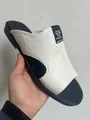 Sandalias casuales de verano para hombre en blanco y negro con suela suave antideslizante - 38 / Blanco