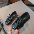 Elegant black patent leather girls' shoes with a stylish bow detail for school or party - Size 23 (Inner Length 14.5cm) / Black