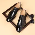 Zapatos Oxford Brogue de cuero negro premium con elegantes detalles de perforación - 38 / Negro 5101-3