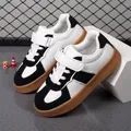 Zapatillas casuales para niños en blanco y negro con suelas de goma antideslizantes - Negro y Blanco