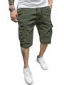 Dettaglio dei pantaloncini cargo da uomo verde militare con tasche e coulisse in vita. - Verde militare