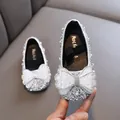 Glitzernde silberne Prinzessinnenschuhe für Mädchen mit großer weißer Perlen-Schleife - 21 / Silber