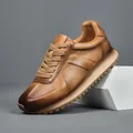Baskets décontractées en cuir véritable marron pour hommes avec semelle plateforme et lacets - 38 / Beige