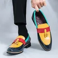 Mocassins élégants à glands pour hommes en cuir de qualité jaune, rouge et bleu marine - 38 / Mocassins à Glands (8713) / Patchwork Jaune et Bleu