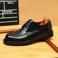 Premium schwarze Herren Derby-Schuhe aus Leder mit runder Spitze und Schuhspanner - Schwarz