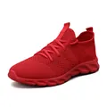 Sneaker sportiva in maglia rossa vibrante e traspirante per uomo e donna con tomaia in mesh - Rosso