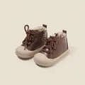 Stilvolle braune hohe Lauflernschuhe für Kleinkinder mit Schnürsenkeln und Seitenreißverschluss - Größe 16/Innenlänge 12.3cm / Braun