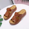Casual brown platform sandals for women with buckle detail and comfortable wedge heel - 35 / Dark Brown