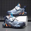 Baskets de sport respirantes pour garçons avec semelles épaisses bleu et bleu marine - 28 / Bleu Denim