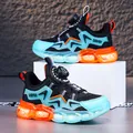 Zapatillas transpirables para niños con cierre de hebilla giratoria en azul y naranja. - Negro Naranja Floral