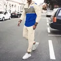 Modisches Herren-Freizeitset aus Waffelstrick mit Kapuze, blauem Farbblock und Streifen - Khaki & Blau Block (Khaki Hose)