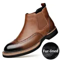 Braune Chelsea-Boots aus Leder für Herren mit warmem Fleecefutter und Budapester Muster - 43 / Fleece Gefüttert / Braun