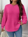 Detail eines fuchsiafarbenen Sweatshirts mit einzigartiger 3D-Gitterstruktur und Rundhals. - Fuchsia