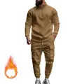 Conjunto de chándal deportivo de forro polar caqui para hombre con cremallera y cargo - Café