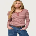 Slim fit long-sleeved striped T-shirt with five-button round neck for a vintage look - S / Tops / Red