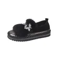 Elegante schwarze Plateau-Loafer mit Strass-Schmetterling und Pelzbesatz Detail - Schwarz