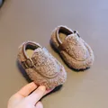 Zapatos de paseo de forro polar marrón para niños con suela blanda y correa de hebilla - Longitud Interior 11.5cm / Estilo con Hebilla (M26MBX60082) / Moca