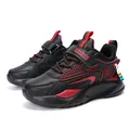 Modische schwarz-rote Kinder-Sportschuhe mit Obermaterial aus Leder und Klettverschluss - Schwarz Rot