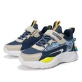 Marineblaue und beige Kindersportschuhe mit Klettverschluss und Basketball-Logo - Dunkelblau