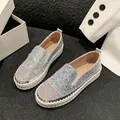 Mocassini platform argento con paillettes, strass in punta e cuciture bianche - 35 / Argento
