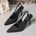 Elegante schwarze Slingpumps mit spitzer Zehenpartie und feiner Rippstoff-Textur für Damen - 35 / Schwarz