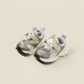 Zapatillas chunky de malla dorada y plateada para bebés niñas zapatos para caminar - Talla 16 / Interior 12.5cm / Gris metalizado