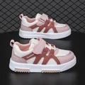 Baskets respirantes en maille pour enfants, rose et blanc avec fermeture à scratch - 28 / Rose
