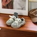 Zapatillas elegantes grises y verdes para niñas con malla transpirable y suela antideslizante - Verde
