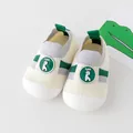 Chaussures de marche pour bébé blanches respirantes avec détails verts et semelle souple - Vert
