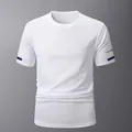 Atmungsaktives weißes schnelltrocknendes Sport-T-Shirt für Herren mit Streifen - XS / Oberteile / Weiß