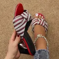 Eleganti ciabatte rosse da donna con tacco largo e un design con fiocco a righe alla moda - Rosso
