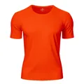 Vue de face d'un T-shirt de sport à séchage rapide orange vif avec une encolure ronde - S / Hauts / Rouge Orangé