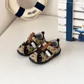 Detailansicht von Kleinkindsandalen mit Leopardenmuster, Mesh und weicher Sohle - Größe 16 (Innenlänge 12.5cm) / Leopardenprint