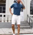 Stilvolles blaues Herren Henley-Hemd aus Baumwolle mit Stehkragen und Slim-Fit-Design - Dunkelblau