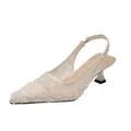 Vista dettagliata dei sandali slingback a punta in pizzo floreale bianco elegante - 34 / Bianco avorio