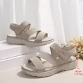Detailansicht beige Plateau-Sandalen mit 4cm Absatzhöhe für optimalen Tragekomfort. - 36 / Beige