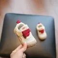 Atmungsaktive cremefarbene Baby-Lauflernschuhe mit rotem Klettverschluss und Gummisohle - Rot