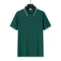Polo en maille vert foncé pour hommes avec col rayé et détails sur les poignets. - Vert Foncé