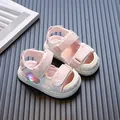 Rosa Kleinkind-Sandalen mit leuchtendem Comic-Bären-Design für Babys im Alter von 0 bis 2 Jahren - Größe 26 Innenlänge 17cm / Rosa Leuchtend