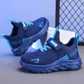 Zapatillas ligeras de malla transpirable para niños en azul y cian para correr en verano - Azul marino