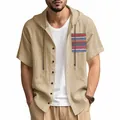 Detailansicht eines Herren Leinenkapuzenhemdes mit Tasche im Bohème Stil Design - S / Oberteile / Hellbeige