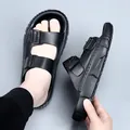 Sandales pour hommes en cuir noir avec boucles réglables et semelle antidérapante - 38 / Noir