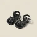 Elegant black leather closed-toe sandals for toddler girls with adjustable metal buckle - Size 15 (Inner Length 12.0cm) / Black