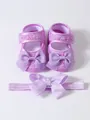 Detailansicht der lila Spitzen-Babyschuhe für Mädchen mit passendem Schleifen-Stirnband-Set - Lila