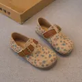 Girl's beige floral pattern flat shoes featuring a brown adjustable buckle strap - Size 23 Inner Length 14.7cm / Khaki